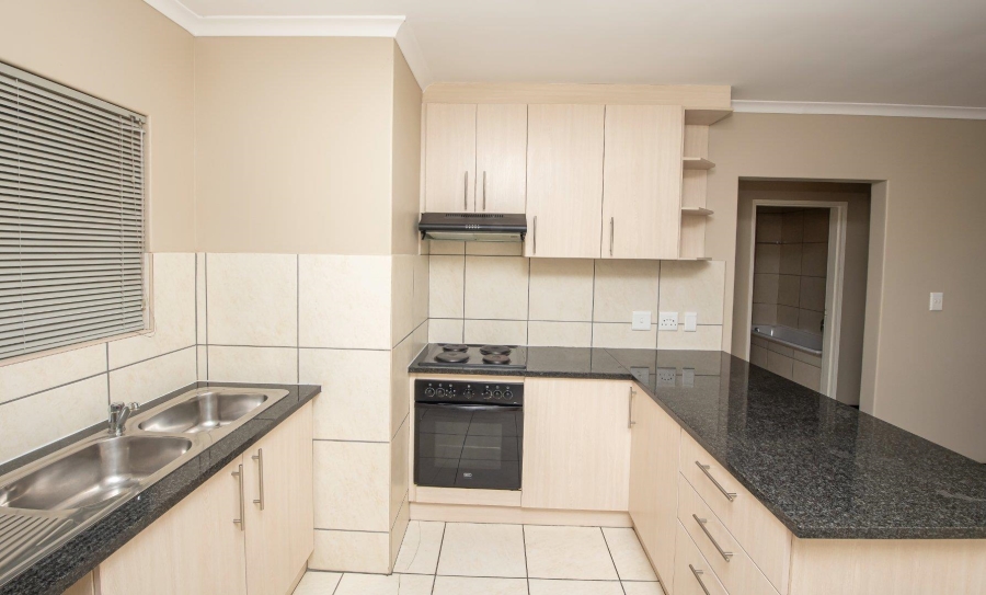 2 Bedroom Property for Sale in Brackenfell South Western Cape